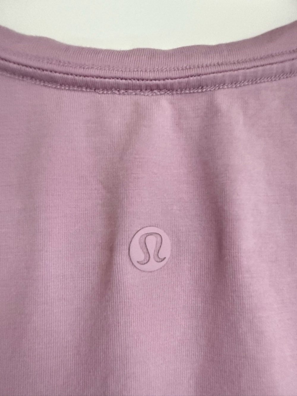 Lululemon Short Sleeve Tee – Mauve Pink | Size 6/8 (No Tag) - Picture 3 of 5
